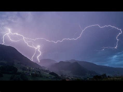 Orage en montagne, que faire .